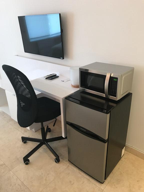 Wave Beach Vacation Rentals Pompano Beach Oda fotoğraf