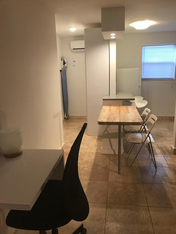 Wave Beach Vacation Rentals Pompano Beach Oda fotoğraf
