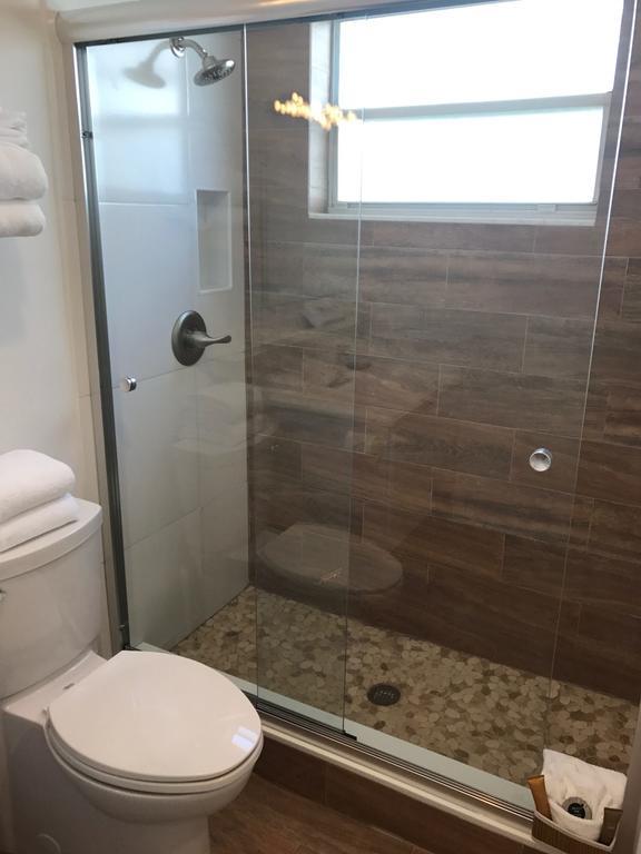 Wave Beach Vacation Rentals Pompano Beach Oda fotoğraf