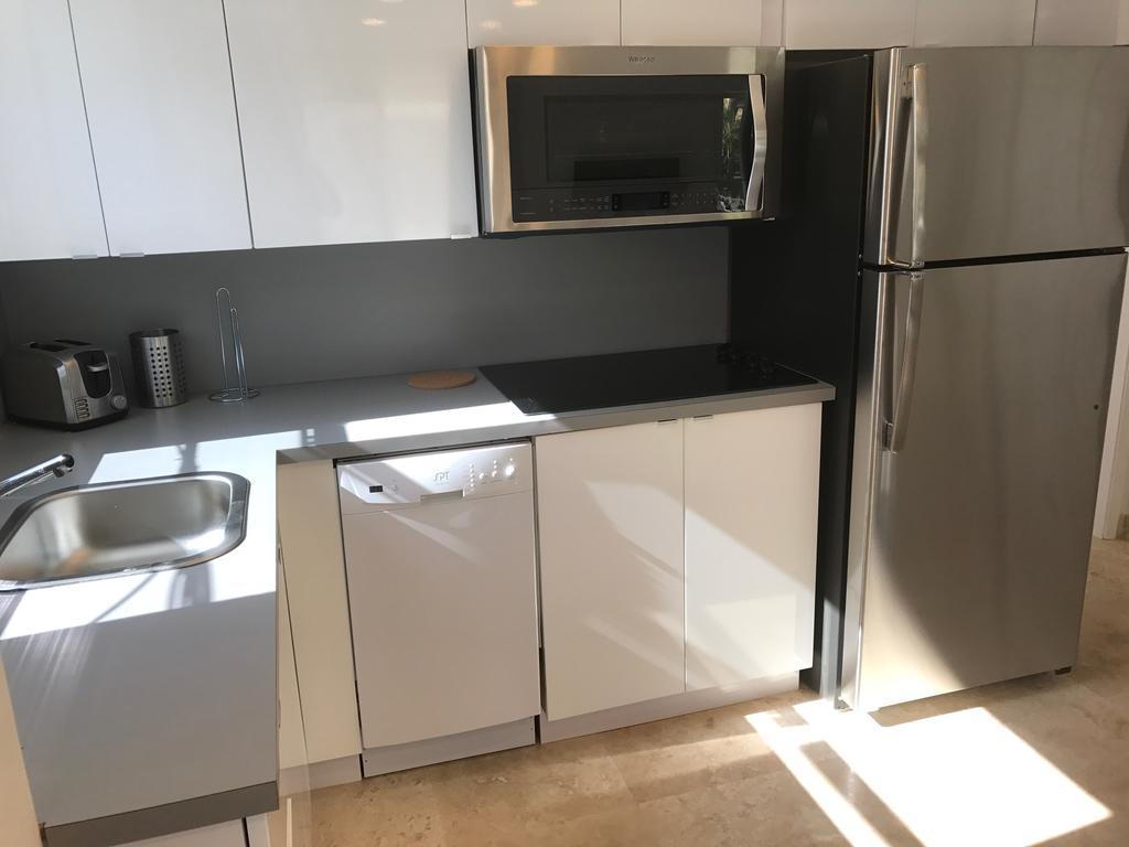 Wave Beach Vacation Rentals Pompano Beach Oda fotoğraf